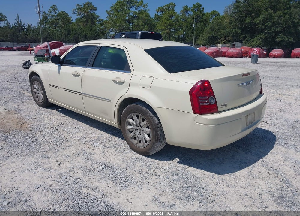 2008 CHRYSLER 300 LX VIN: 2C3KA43R18H222260