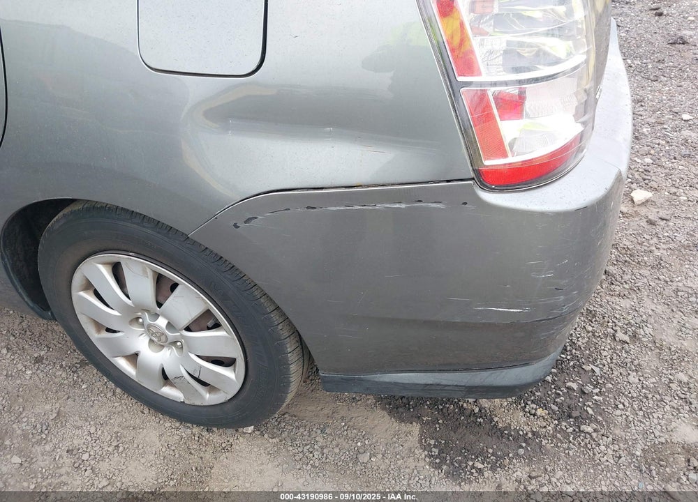 2005 TOYOTA PRIUS VIN: JTDKB22U153080381