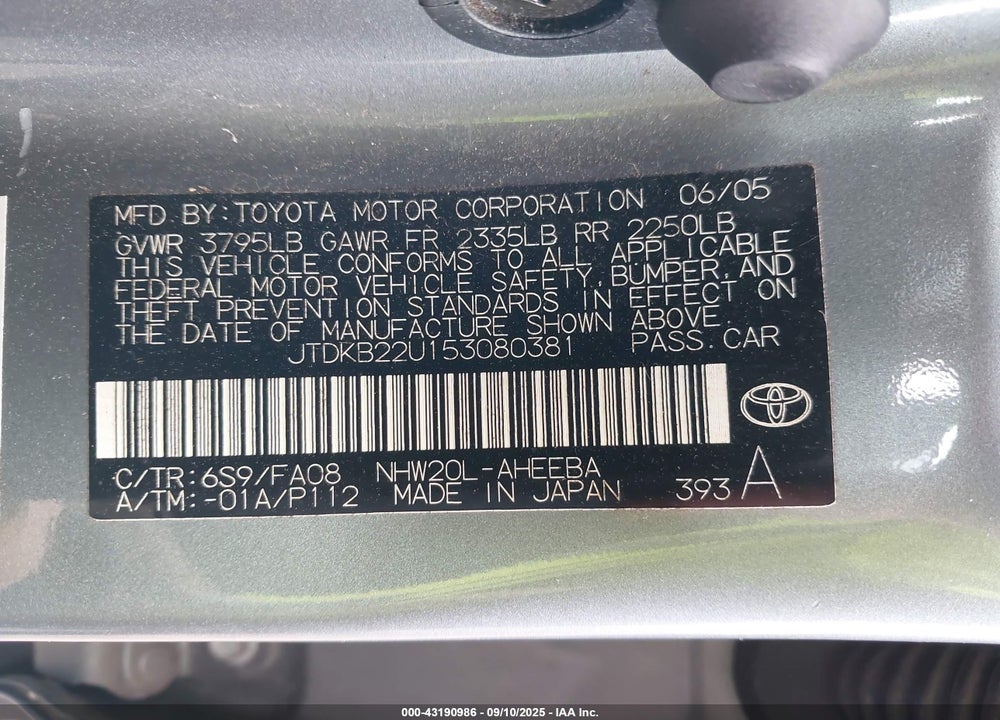 2005 TOYOTA PRIUS VIN: JTDKB22U153080381