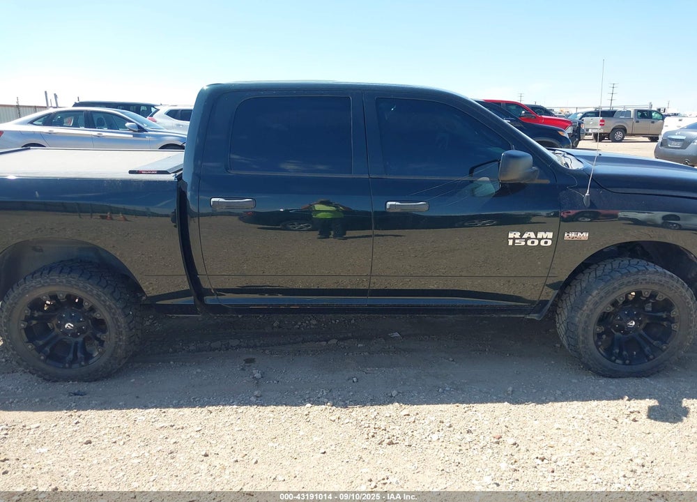 2016 RAM 1500 TRADESMAN VIN: 1C6RR7KT3GS111046
