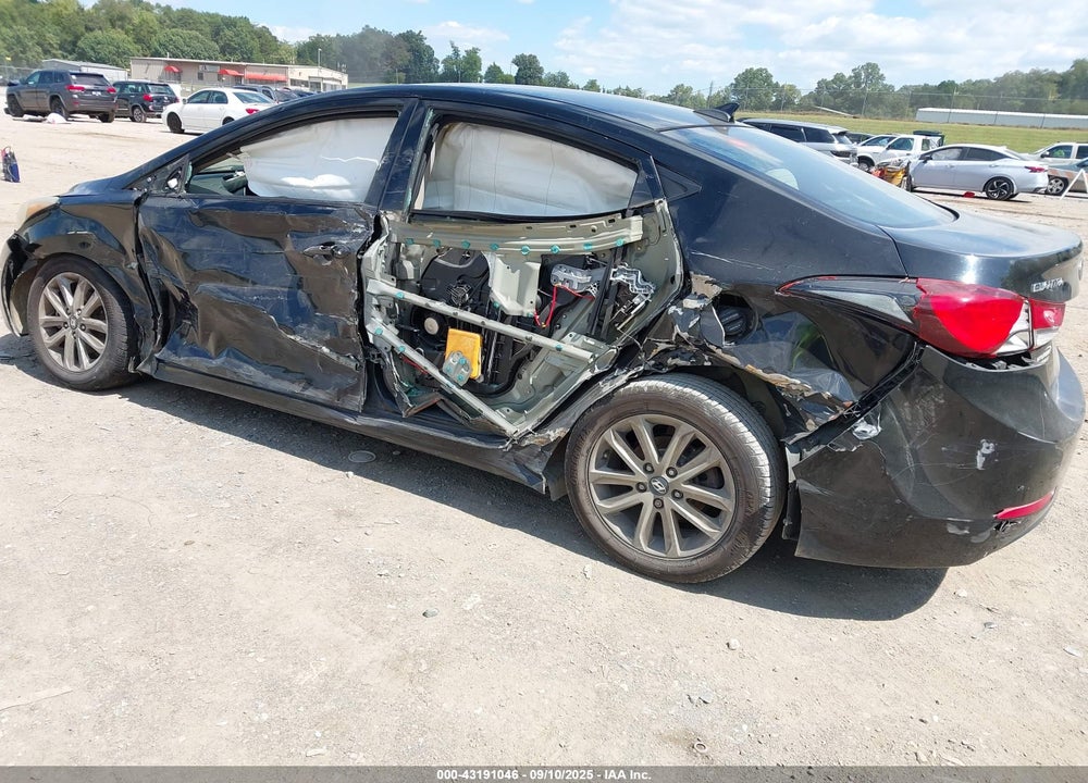 2014 HYUNDAI ELANTRA VIN: KMHDH4AE9EU088862