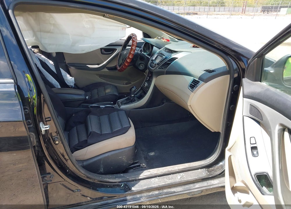 2014 HYUNDAI ELANTRA VIN: KMHDH4AE9EU088862