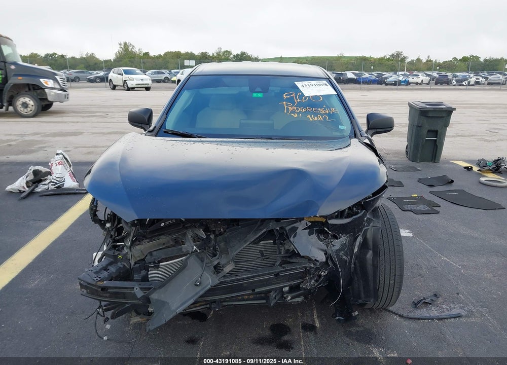 2022 TOYOTA COROLLA CROSS VIN: 7MUAAAAG7NV001692