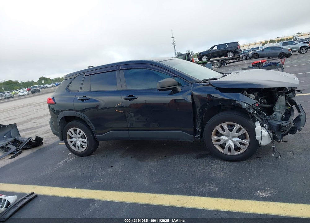 2022 TOYOTA COROLLA CROSS VIN: 7MUAAAAG7NV001692