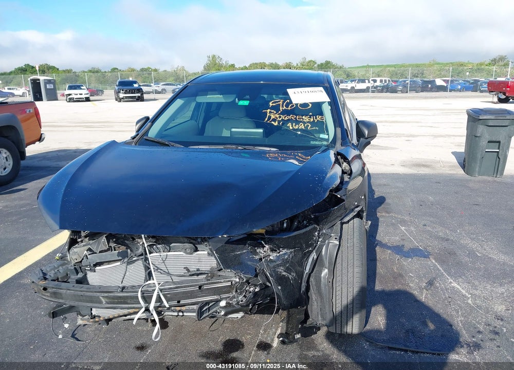 2022 TOYOTA COROLLA CROSS VIN: 7MUAAAAG7NV001692