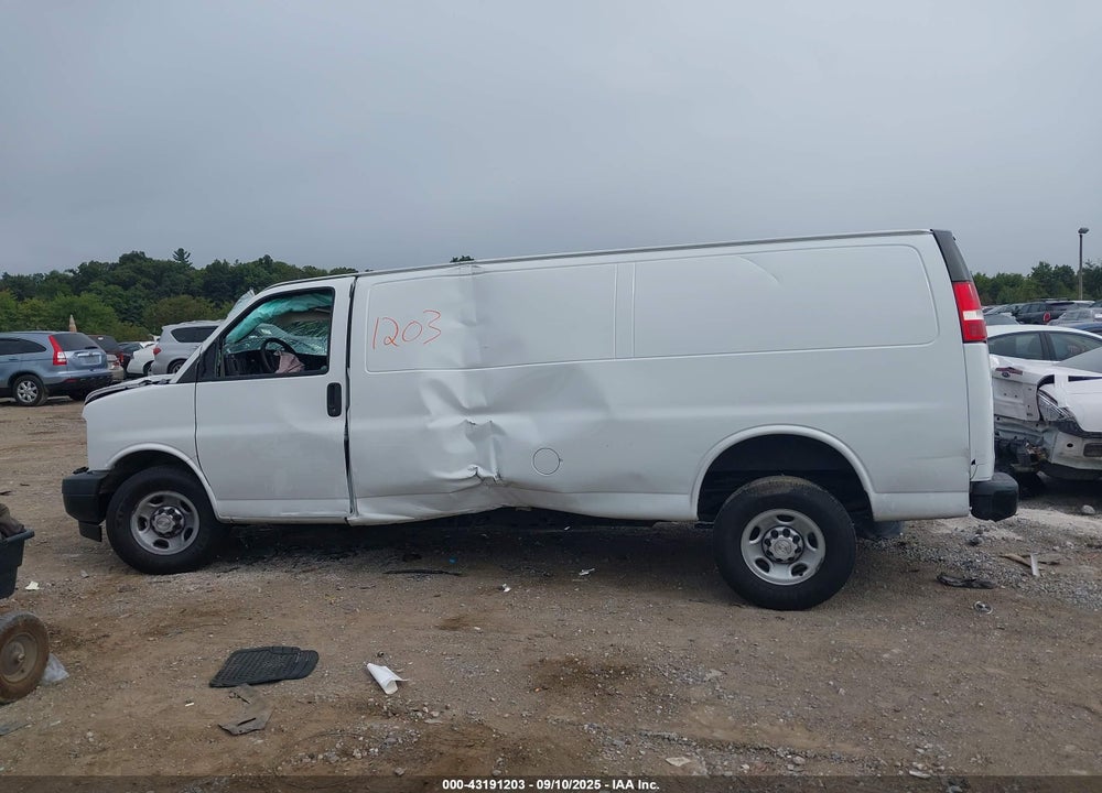 2019 CHEVROLET EXPRESS 2500 VIN: 1GCWGBFP1K1143395