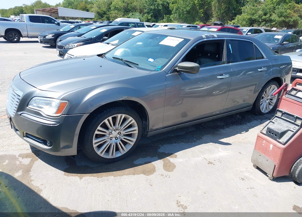 2011 CHRYSLER 300 VIN: 2C3CA6CT8BH541173
