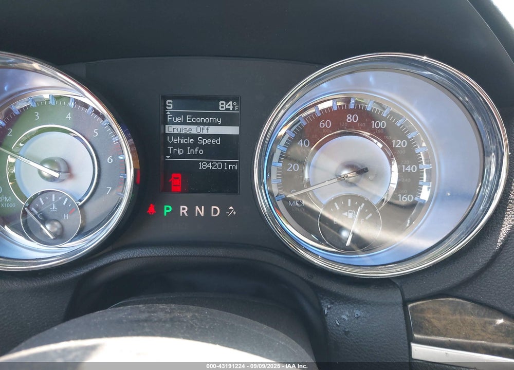 2011 CHRYSLER 300 VIN: 2C3CA6CT8BH541173