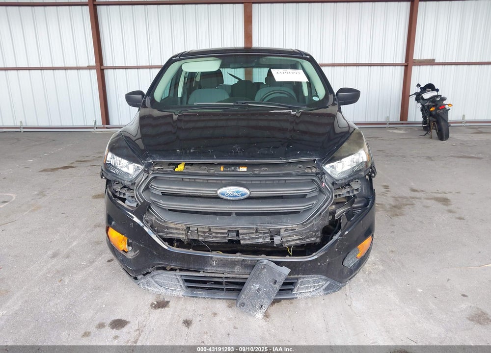 2018 FORD ESCAPE VIN: 1FMCU0F70JUA35889