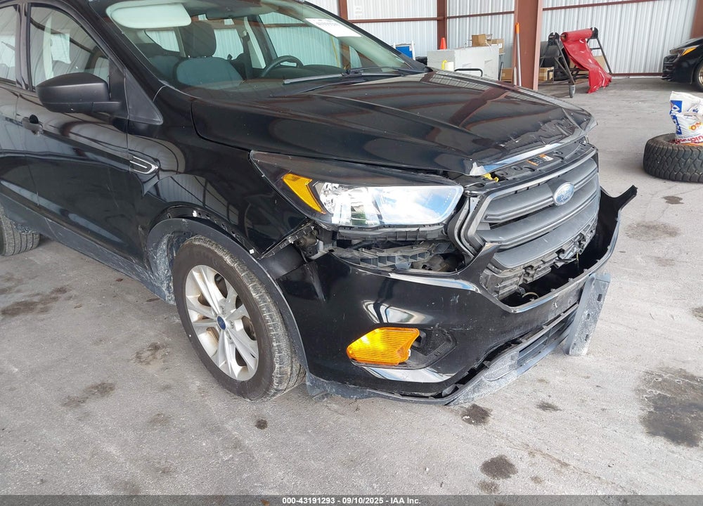 2018 FORD ESCAPE VIN: 1FMCU0F70JUA35889