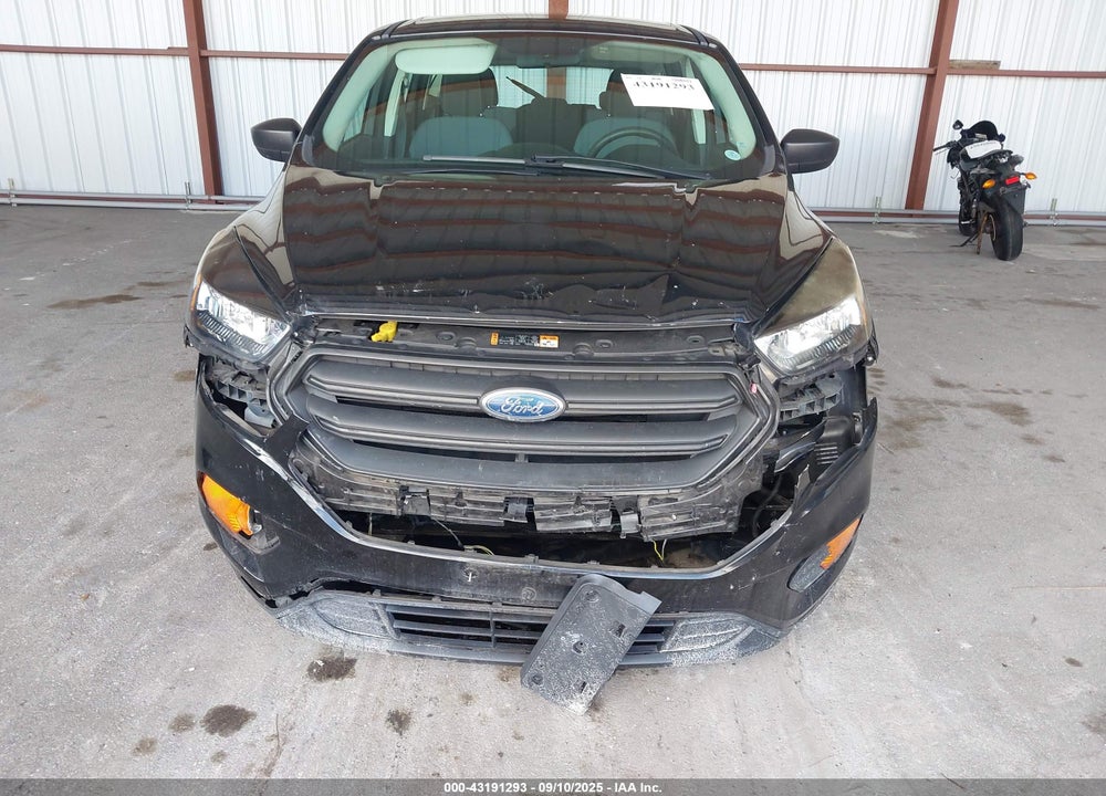 2018 FORD ESCAPE VIN: 1FMCU0F70JUA35889