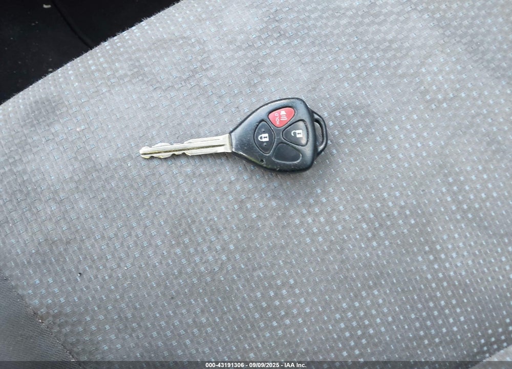 2009 TOYOTA MATRIX VIN: 2T1LE40E69C004767
