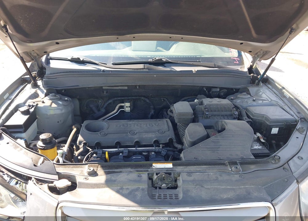 2011 HYUNDAI SANTA FE VIN: 5XYZG3AB1BG020503