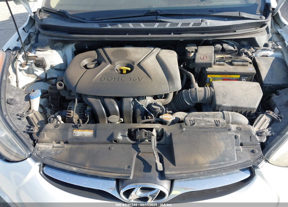 2012 HYUNDAI ELANTRA VIN: 5NPDH4AE2CH082932
