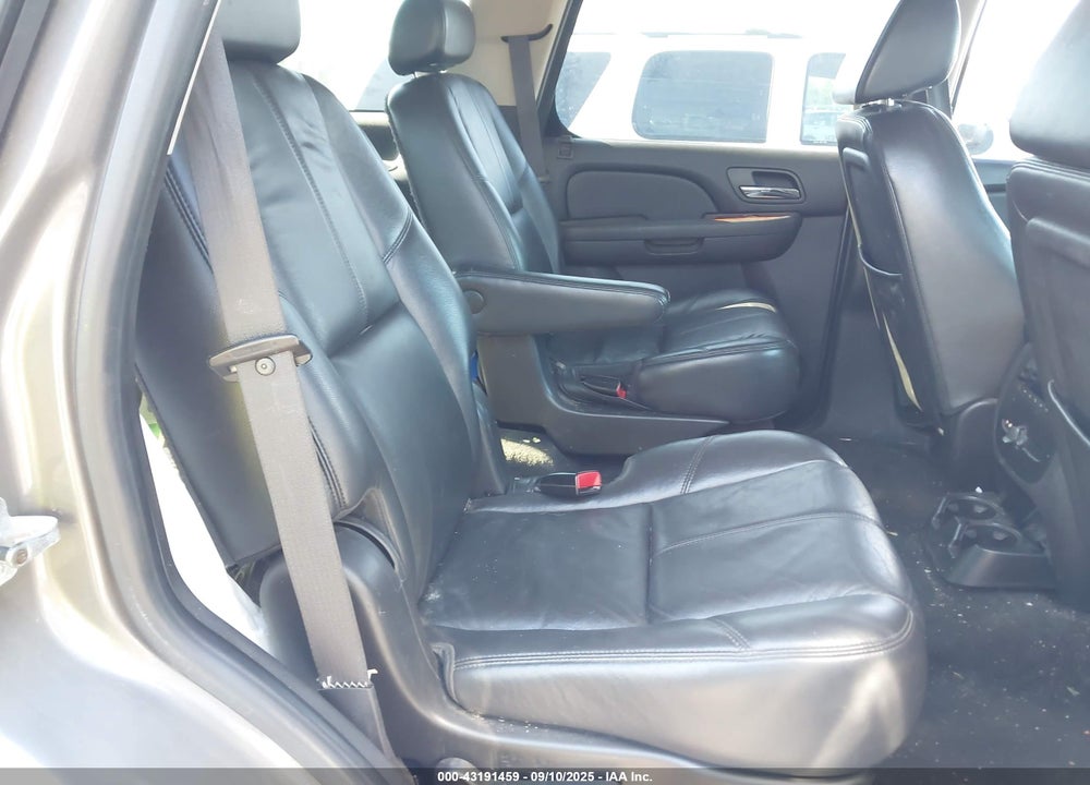2008 CHEVROLET TAHOE LT VIN: 1GNFK13038J117347