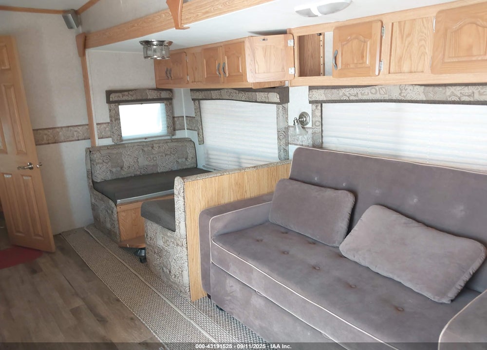 2006 FRONTIER 3200 VIN: 5KDGA36216L003508