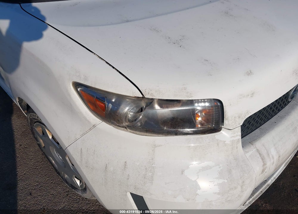 2010 SCION XB VIN: JTLZE4FE9A1106370