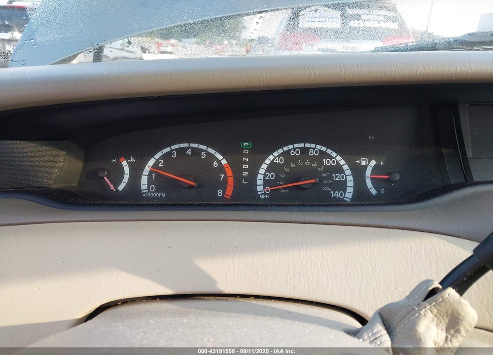 2002 TOYOTA AVALON XL VIN: 4T1BF28BX2U260678