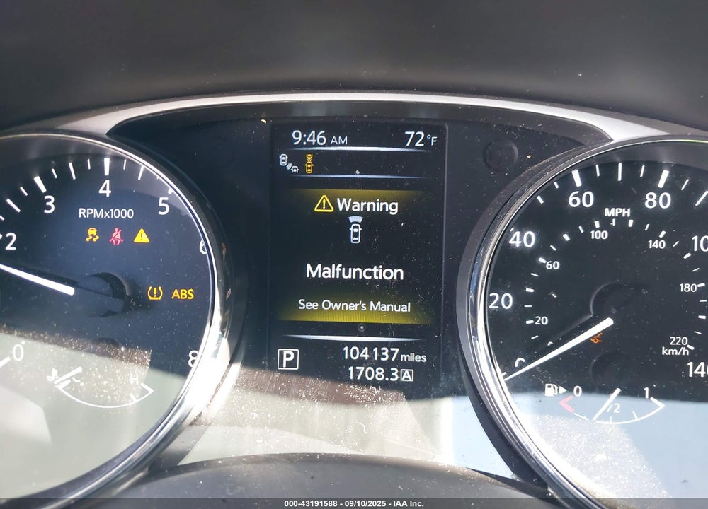 2016 NISSAN ROGUE VIN: 5N1AT2MT8GC881921