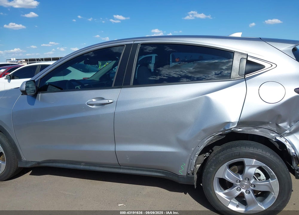 2019 HONDA HR-V VIN: 3CZRU5H37KM730277