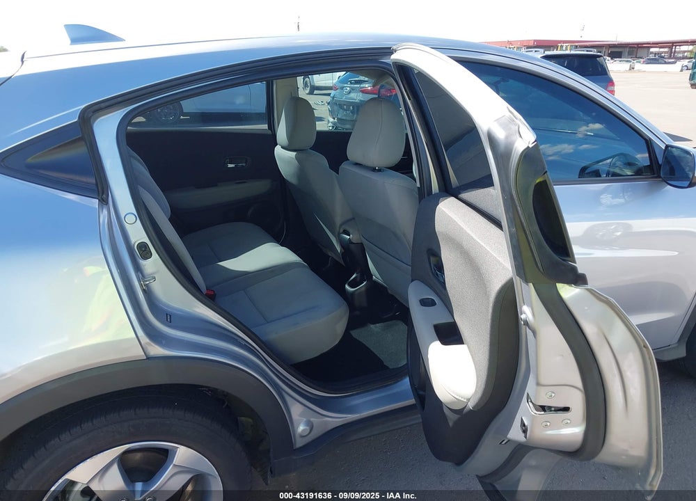 2019 HONDA HR-V VIN: 3CZRU5H37KM730277