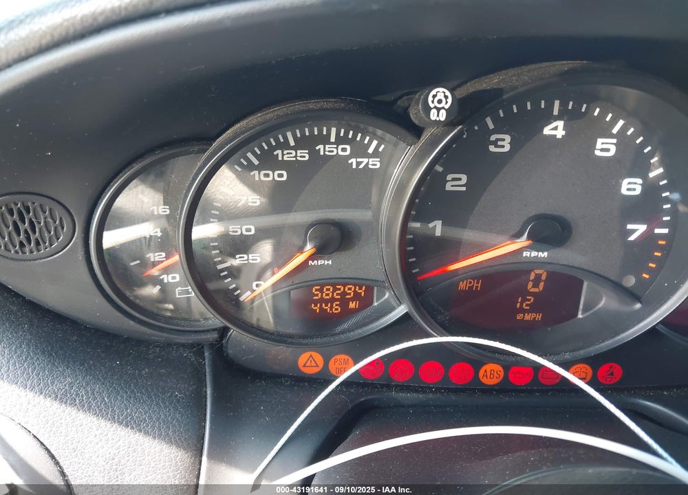 2000 PORSCHE 911 CARRERA /CARRERA 4 VIN: WP0AA2994YS621742