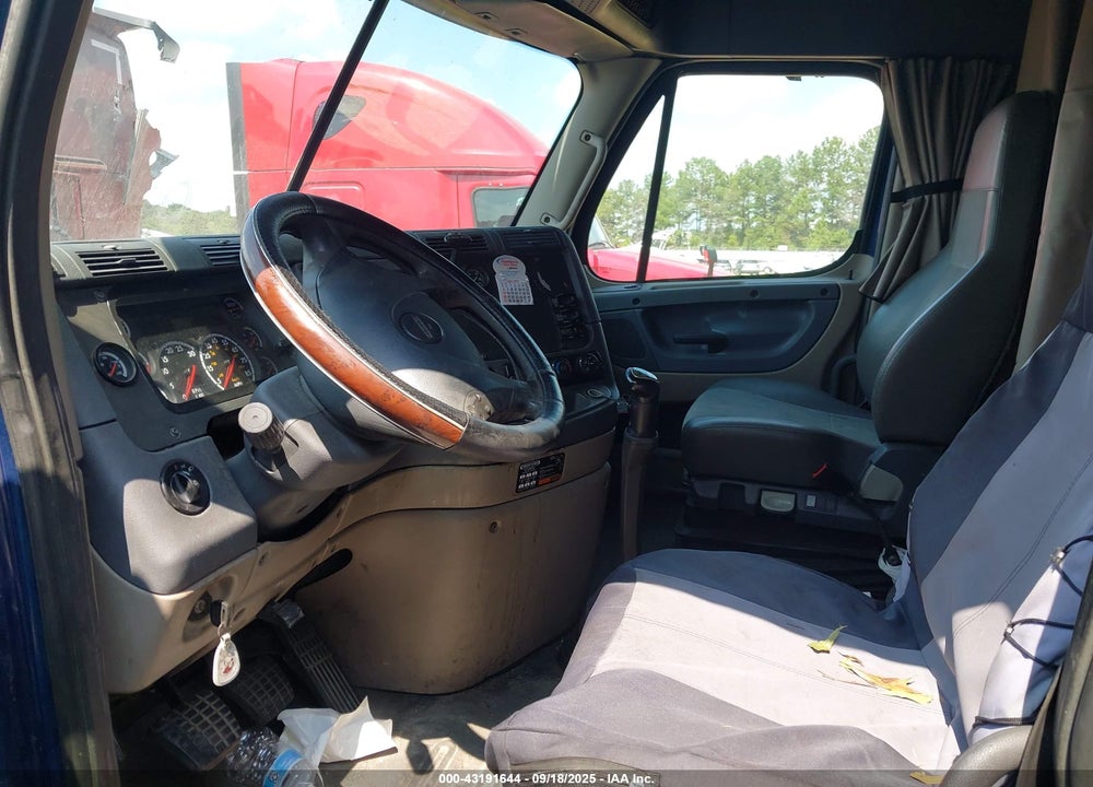 2015 FREIGHTLINER CASCADIA 125 VIN: 1FUJGLD63FLGL9539