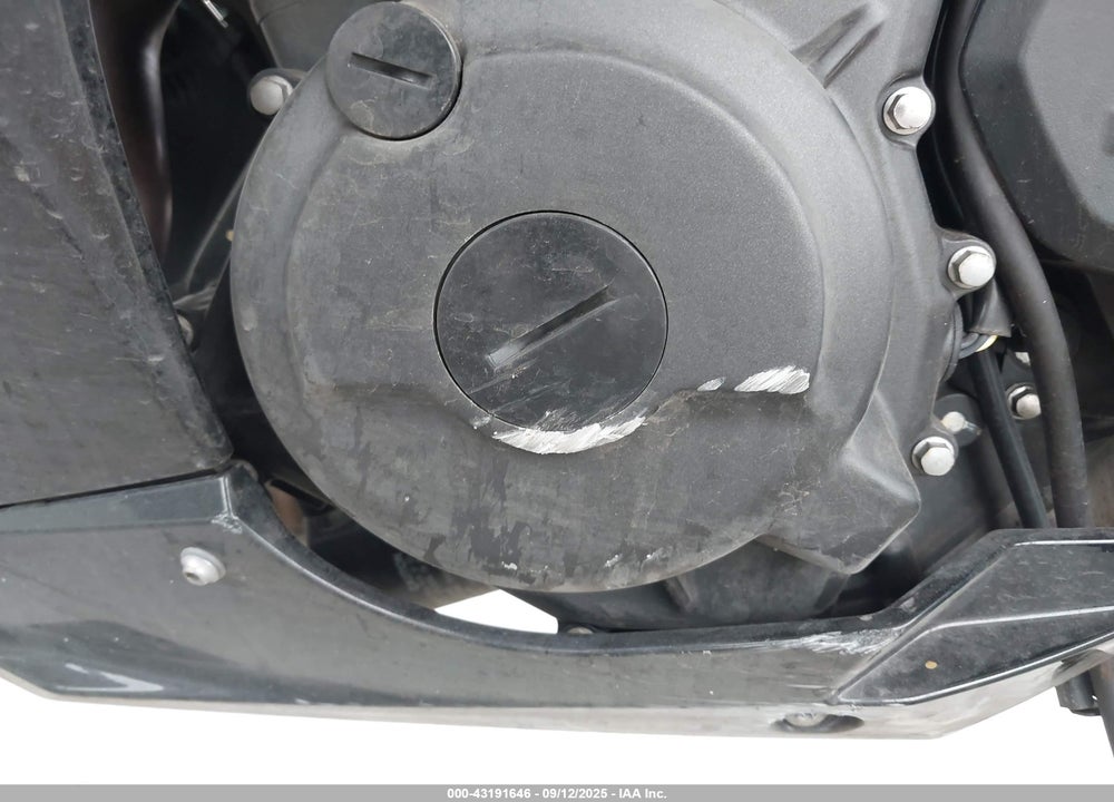 2021 KAWASAKI EX400 VIN: JKAEXKG17MDAA5182