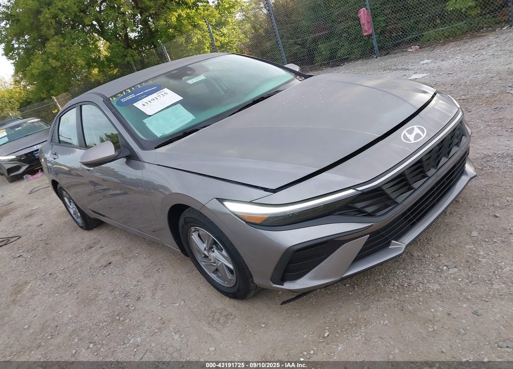 2024 HYUNDAI ELANTRA SE VIN: KMHLL4DG5RU677923