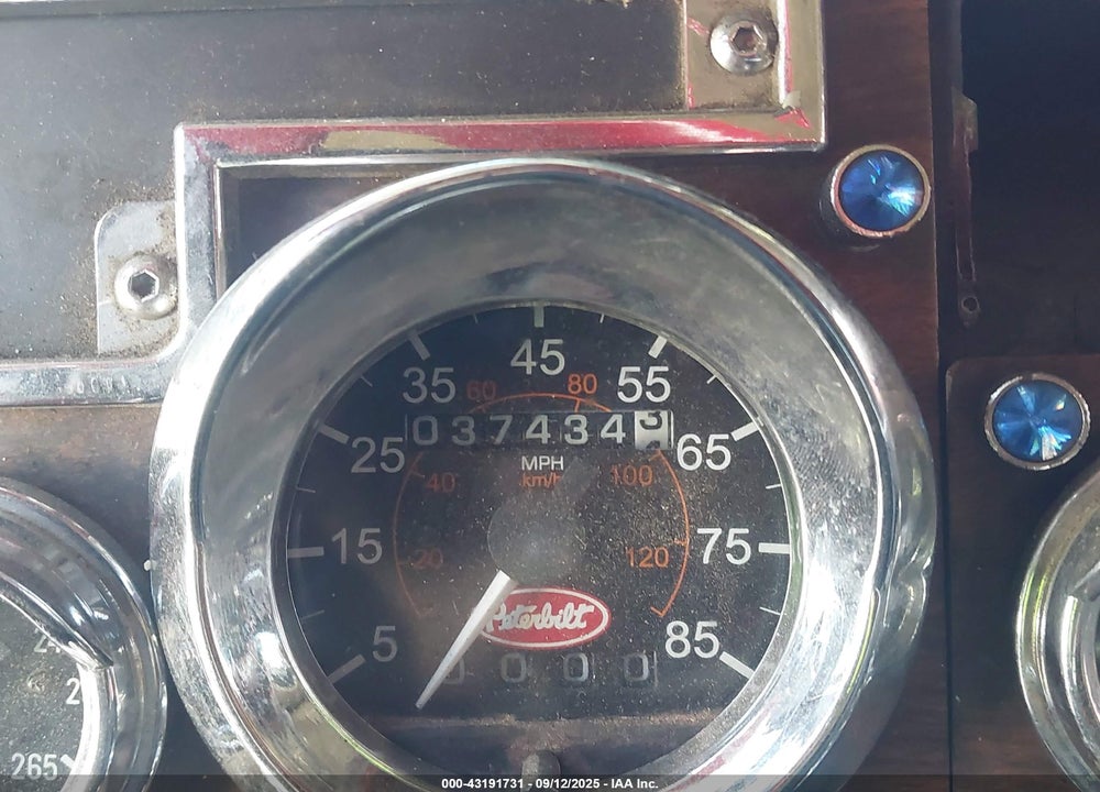 1994 PETERBILT 379 VIN: 1XP5DB8X5RD343849