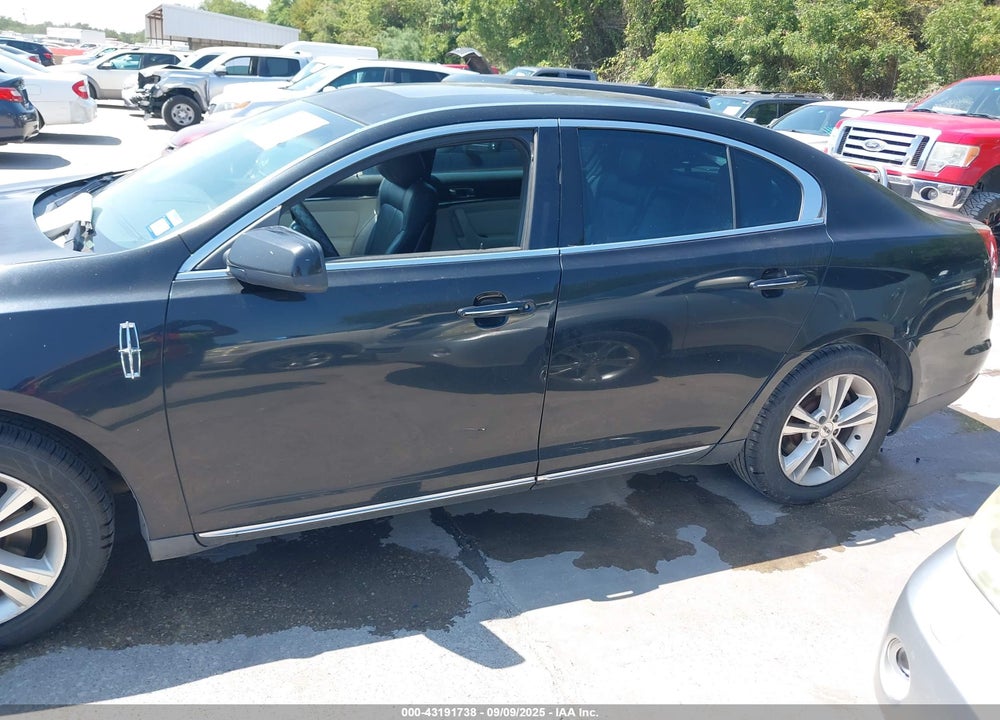 2009 LINCOLN MKS VIN: 1LNHM93R29G602226