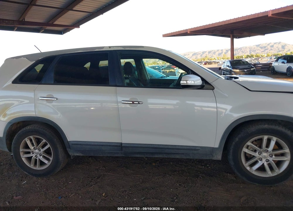 2014 KIA SORENTO VIN: 5XYKT3A62EG426312