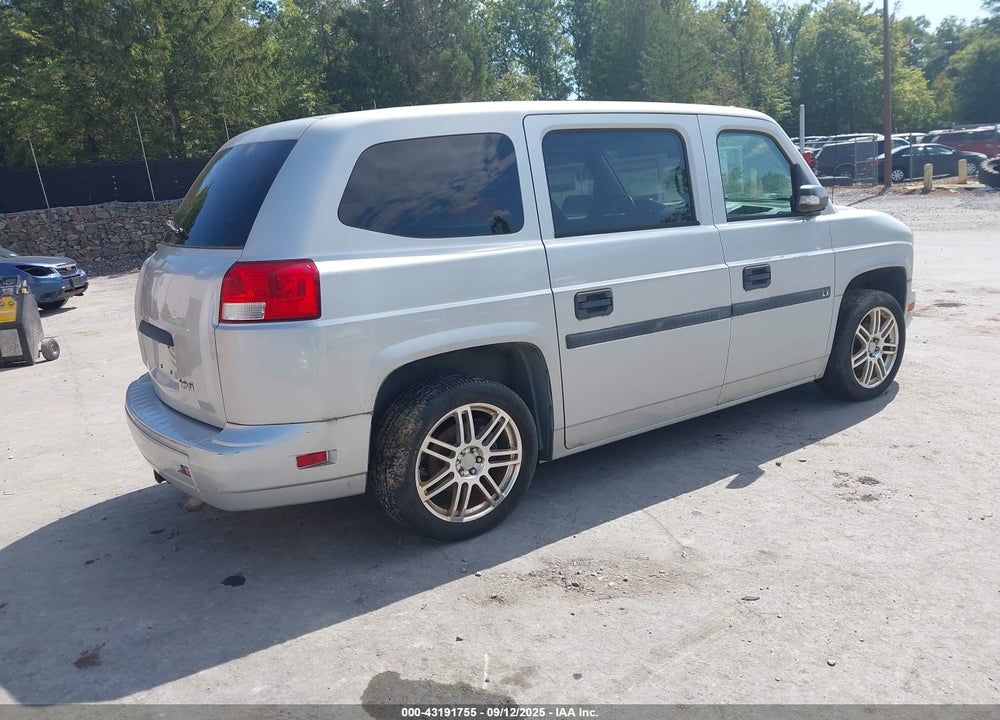 2014 MOBILITY VENTURES MV-1 VIN: 57WML1A63EM101353