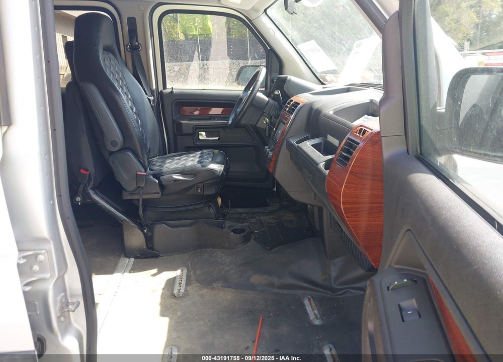 2014 MOBILITY VENTURES MV-1 VIN: 57WML1A63EM101353