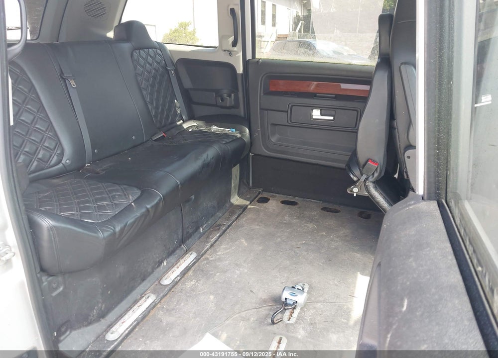 2014 MOBILITY VENTURES MV-1 VIN: 57WML1A63EM101353
