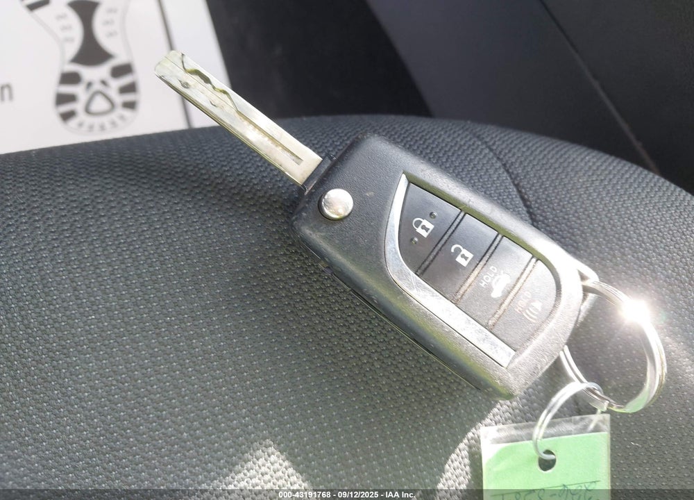 2021 TOYOTA COROLLA VIN: 5YFEPMAE6MP190028