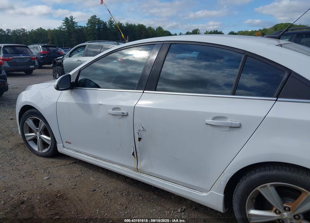 2014 CHEVROLET CRUZE VIN: 1G1PE5SB1E7205779