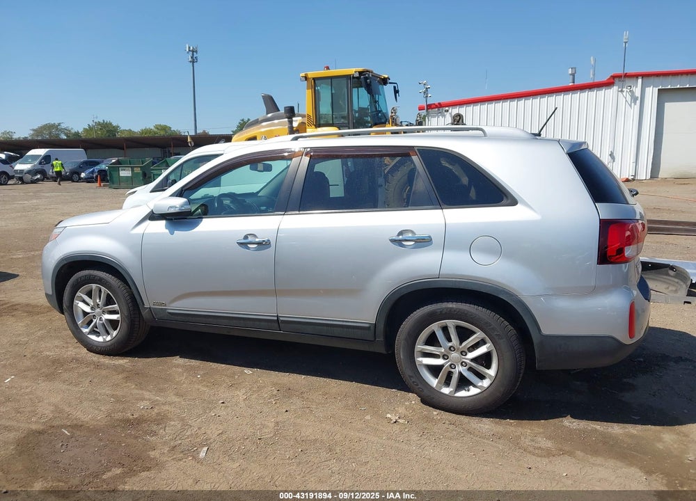 2015 KIA SORENTO VIN: 5XYKTDA6XFG566504