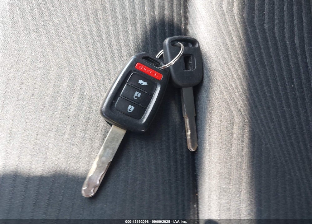 2014 HONDA ACCORD VIN: 1HGCR2F32EA279213