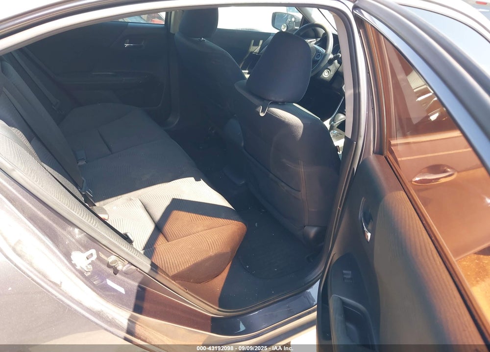 2014 HONDA ACCORD VIN: 1HGCR2F32EA279213
