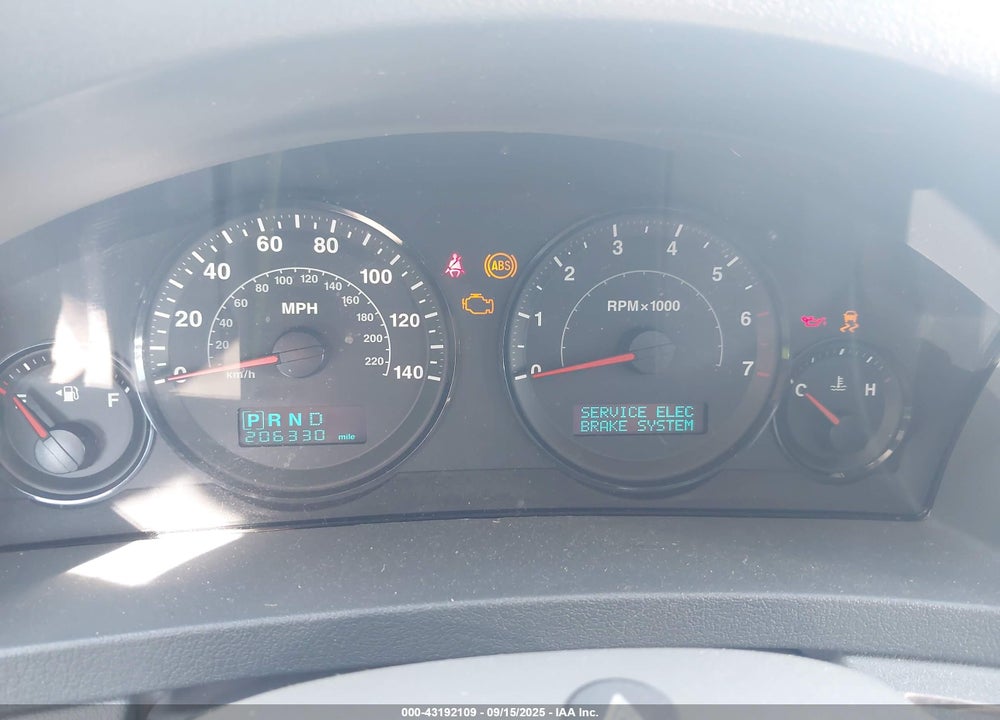 2005 JEEP GRAND CHEROKEE LAREDO VIN: 1J4HR48N85C648797