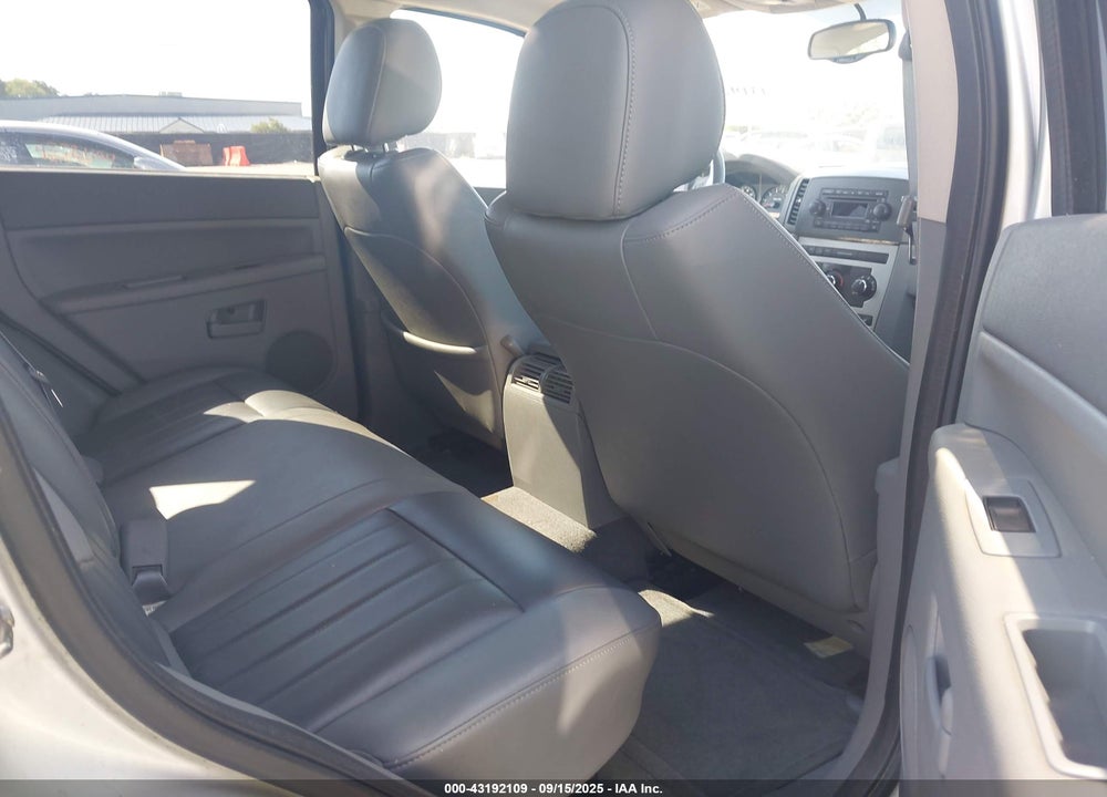 2005 JEEP GRAND CHEROKEE LAREDO VIN: 1J4HR48N85C648797
