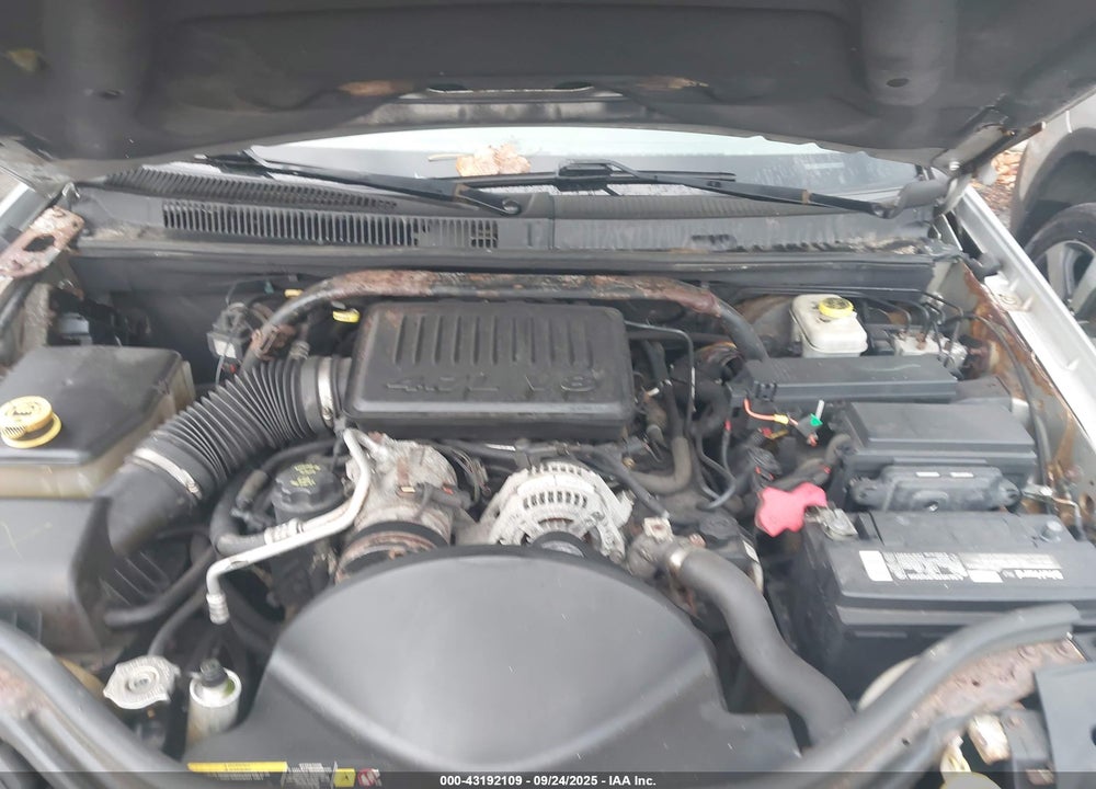 2005 JEEP GRAND CHEROKEE LAREDO VIN: 1J4HR48N85C648797