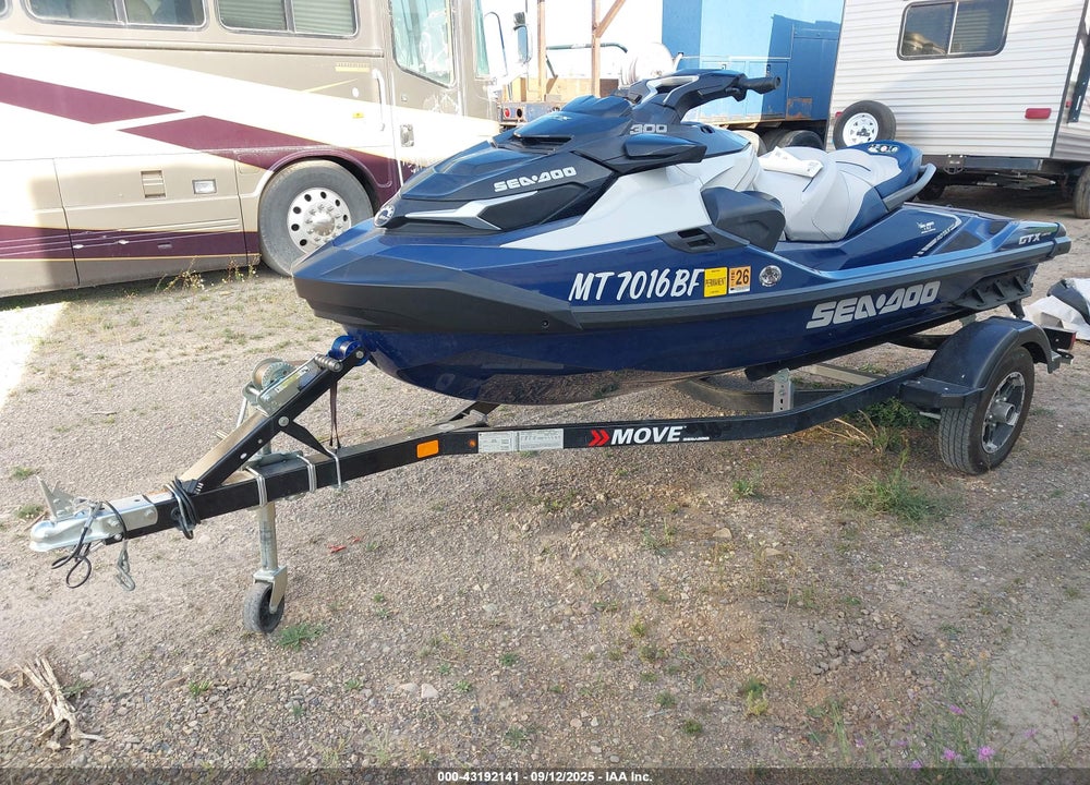2023 SEADOO GTX-300 LIMITED VIN: YDV29569K223