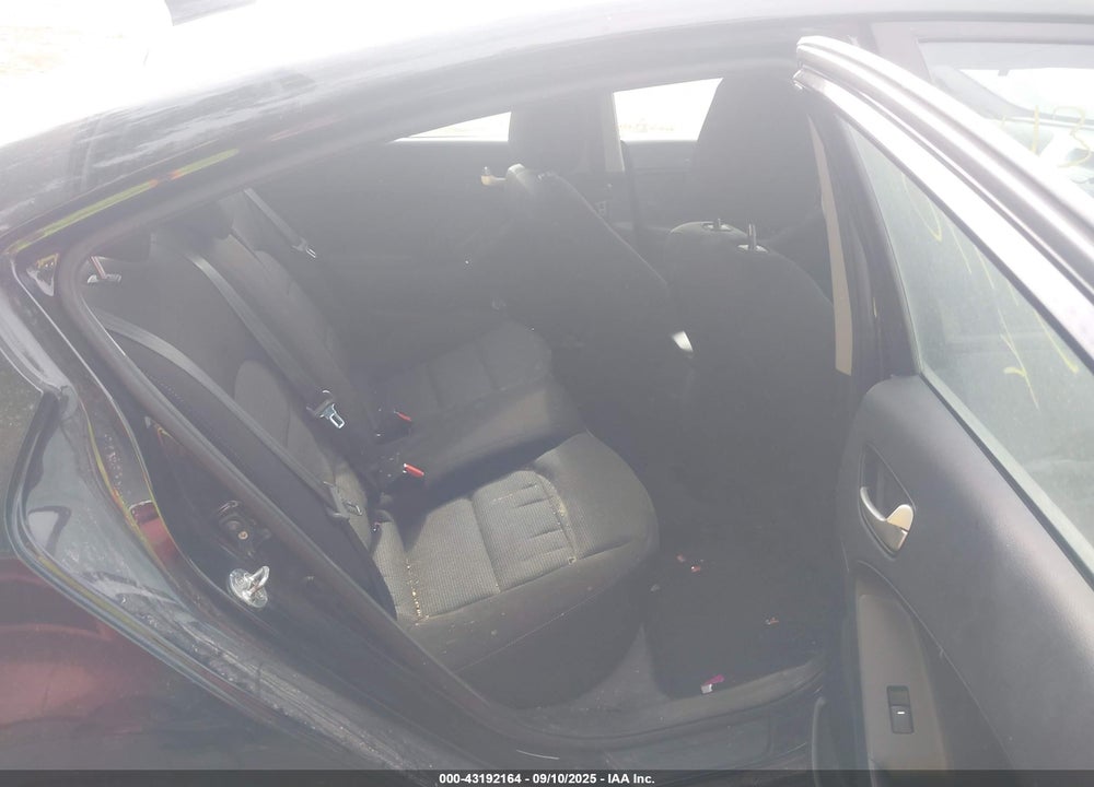 2017 KIA FORTE VIN: 3KPFK4A71HE134770