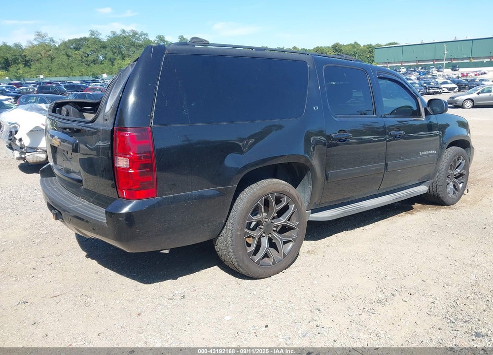 2013 CHEVROLET SUBURBAN 1500 VIN: 1GNSKJE78DR167388