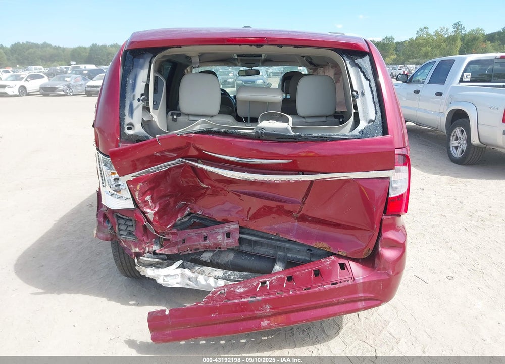 2013 CHRYSLER TOWN & COUNTRY TOURING VIN: 2C4RC1BG4DR653750