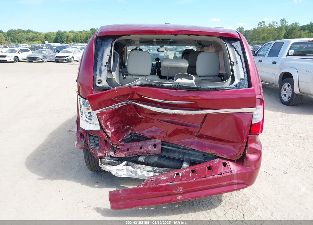 2013 CHRYSLER TOWN & COUNTRY TOURING VIN: 2C4RC1BG4DR653750