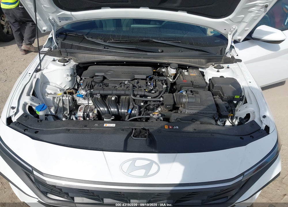 2025 HYUNDAI ELANTRA VIN: KMHLL4DG0SU000929