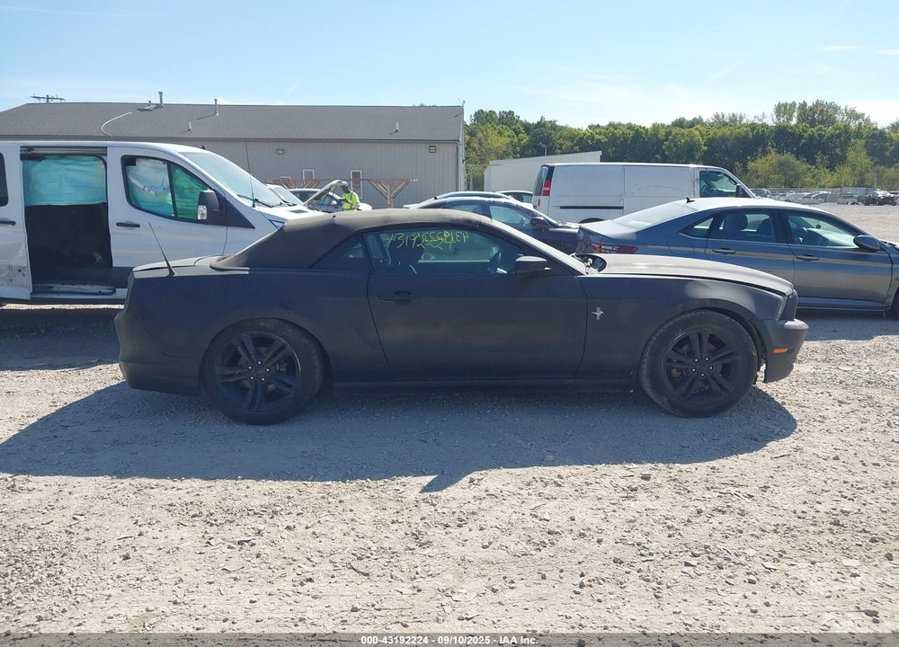 2014 FORD MUSTANG VIN: 1ZVBP8EM5E5322512